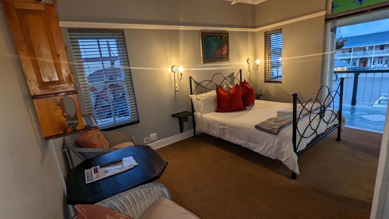 Wayside Inn Knysna Exterior foto