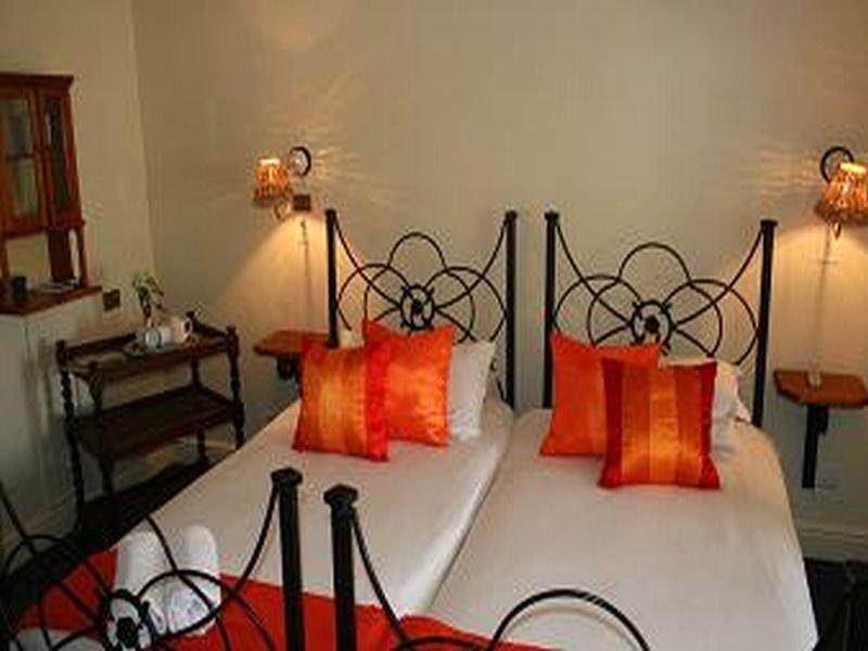 Wayside Inn Knysna Exterior foto
